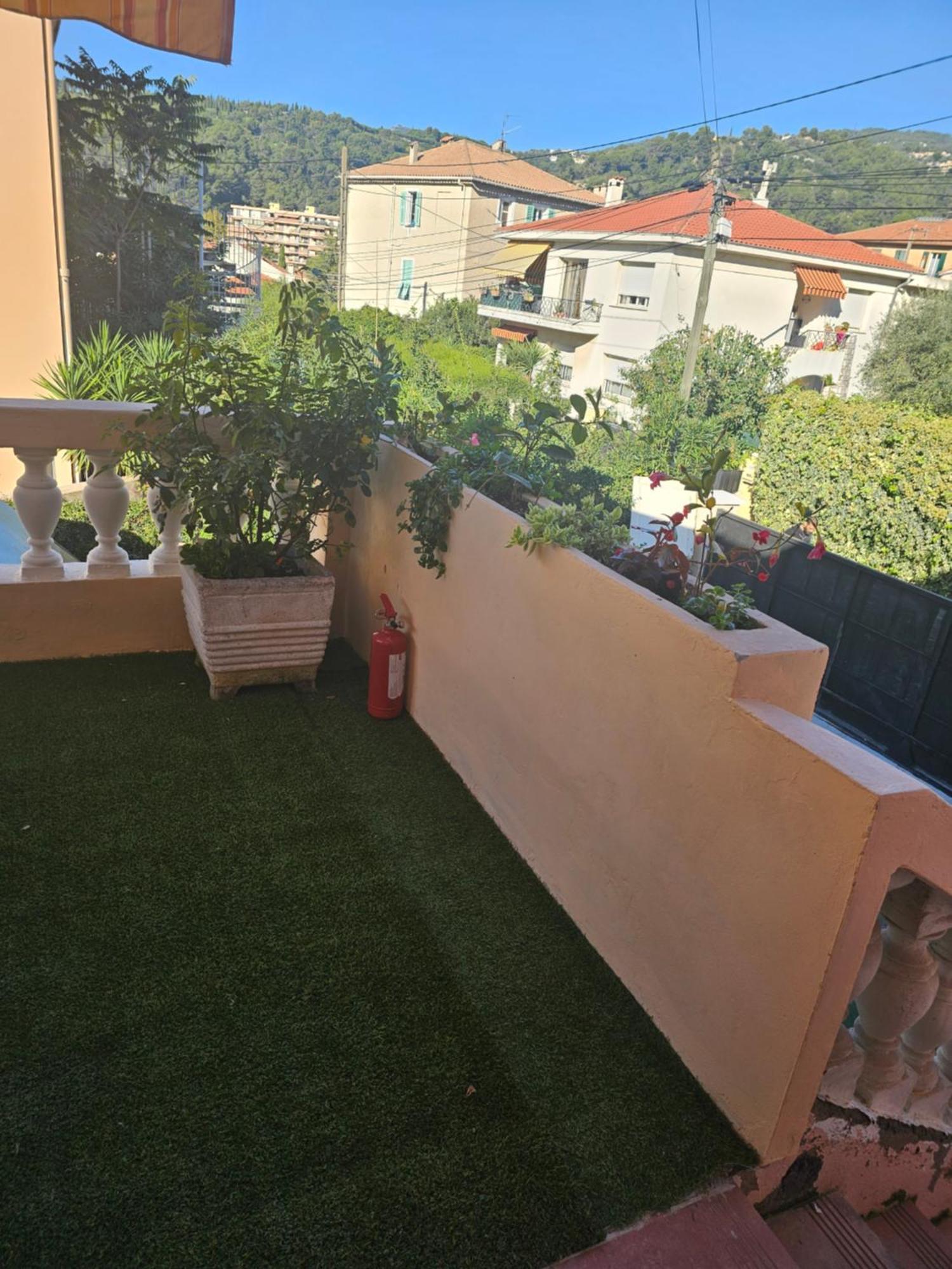 Studio 3 A La Trinite Proche De Nice 10 Mn, Monaco 15 Mn Et L'Italie 30 Mn Extérieur photo