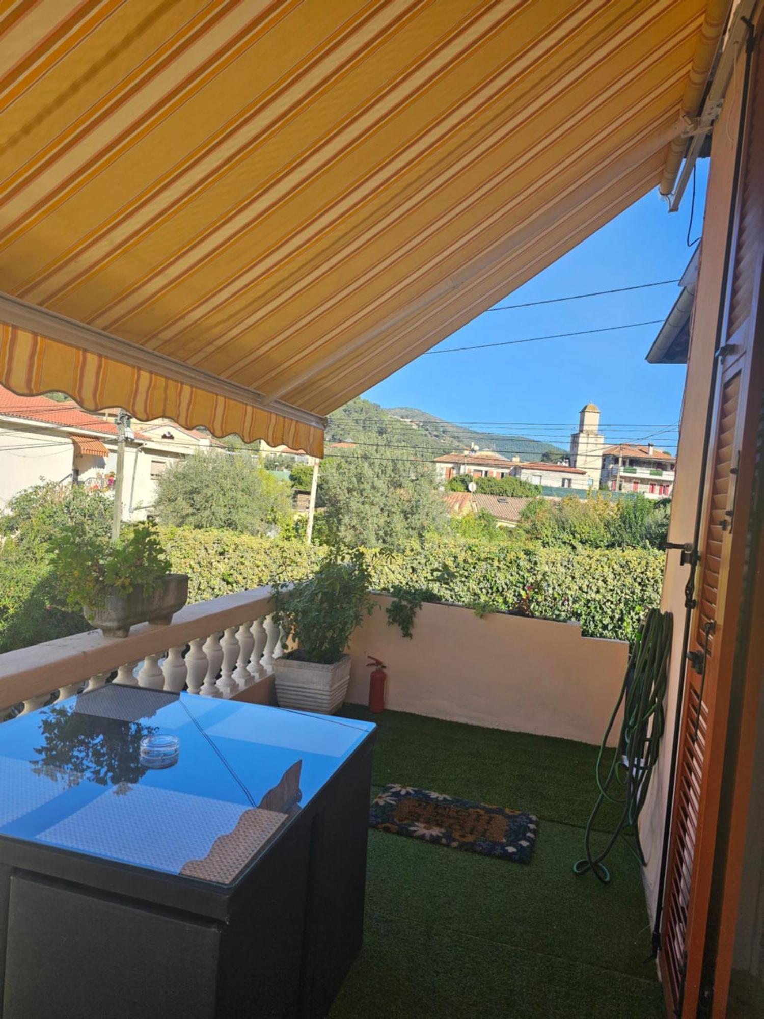 Studio 3 A La Trinite Proche De Nice 10 Mn, Monaco 15 Mn Et L'Italie 30 Mn Extérieur photo
